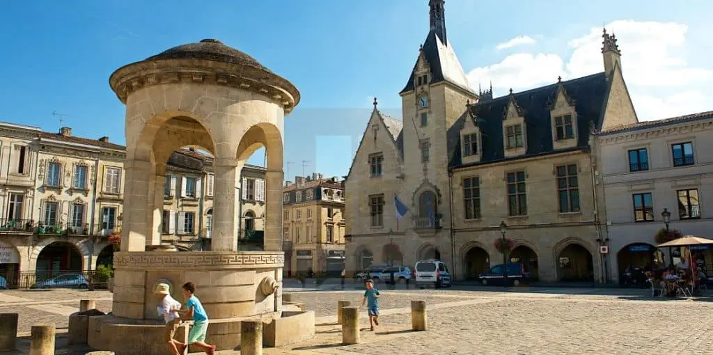 Air Caraïbes Airlines Gironde Office