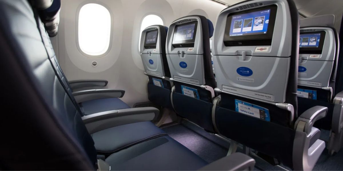 what are economy plus seats on united airlines